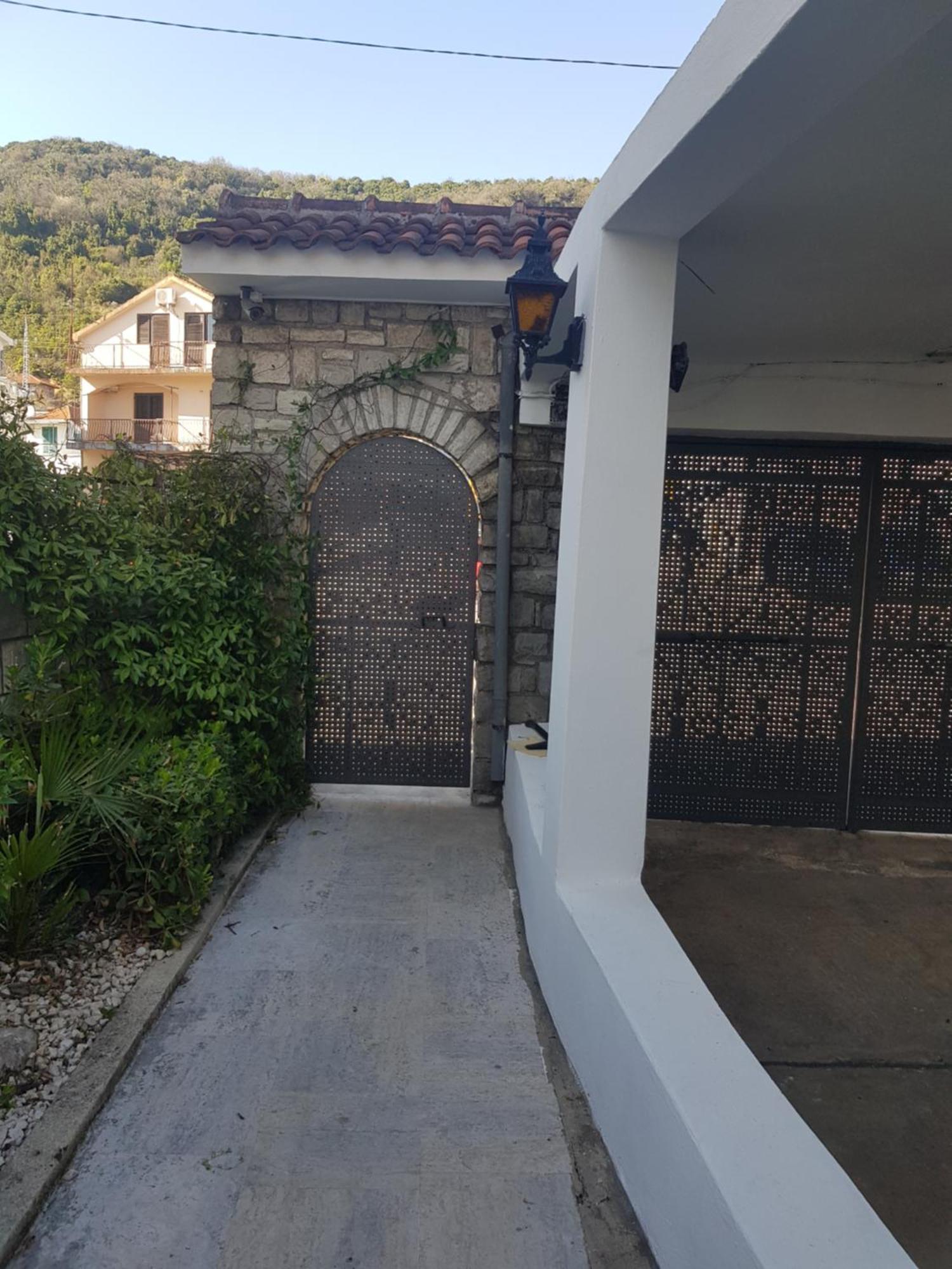 Studio Apartman Sa Pogledom Na More Meljine Exteriér fotografie