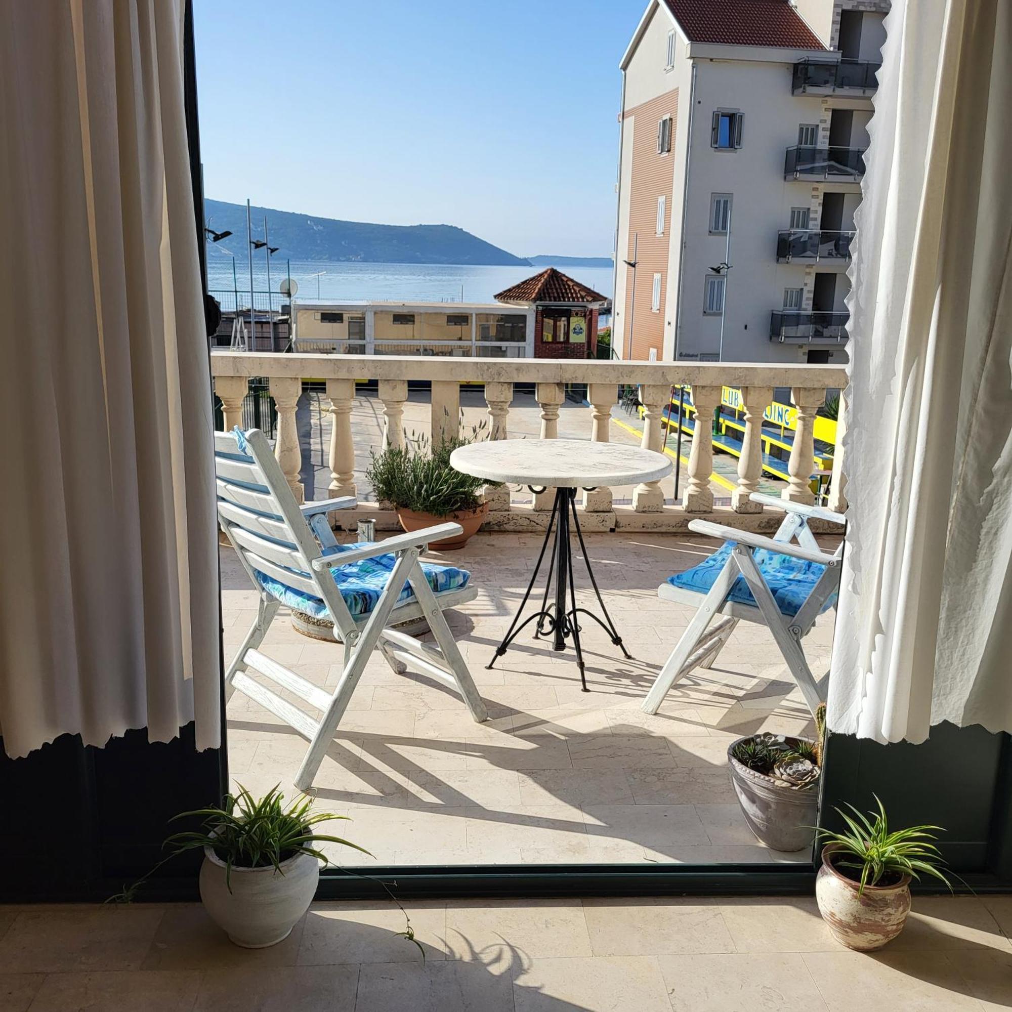 Studio Apartman Sa Pogledom Na More Meljine Exteriér fotografie